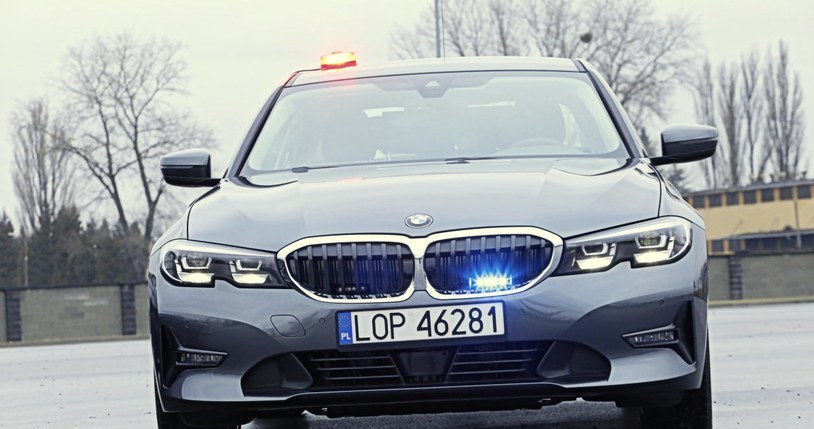 Nieoznakowany radiowóz BMW /Policja