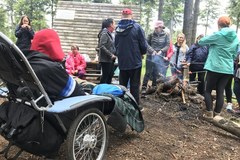 Niepełnosprawni pokonali szlak w Górach Sowich