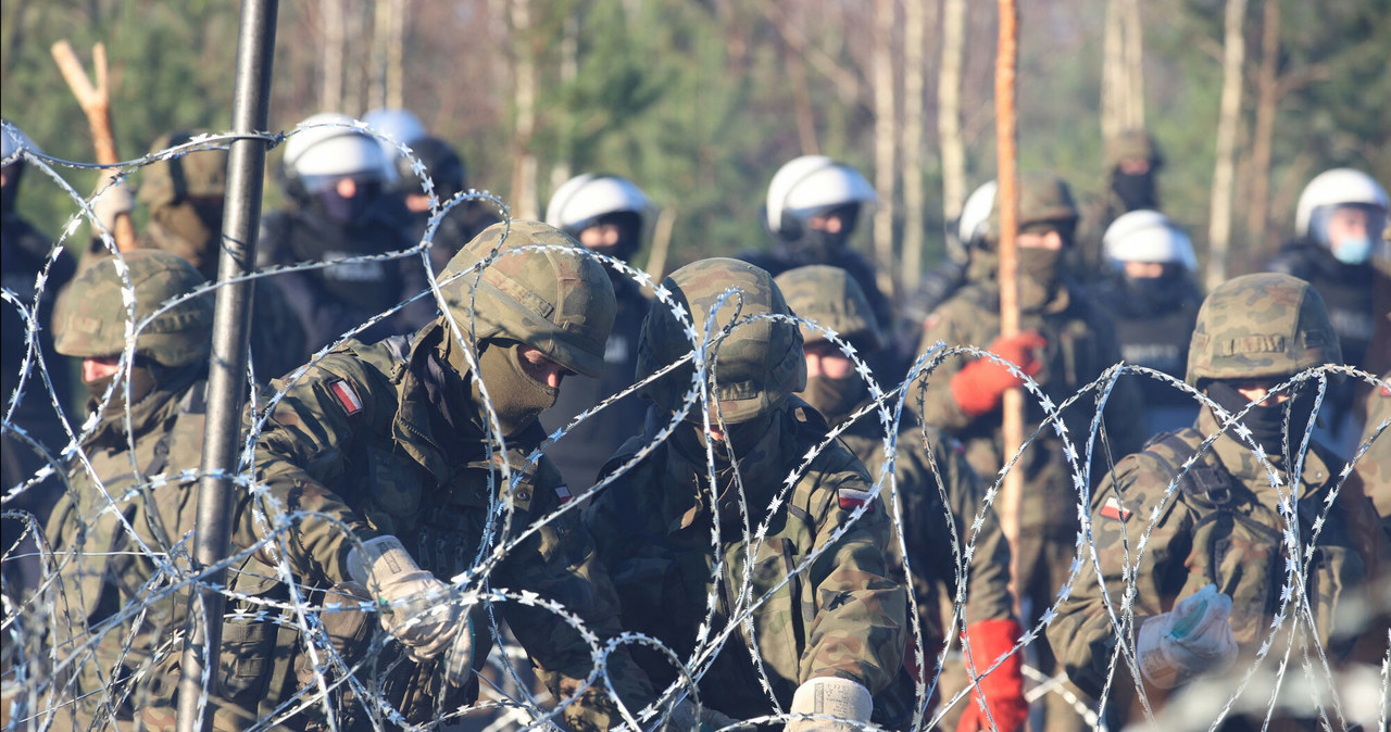 Niepokojąca sytuacja na granicy Polski /LEONID SHCHEGLOV/AFP/East News /East News