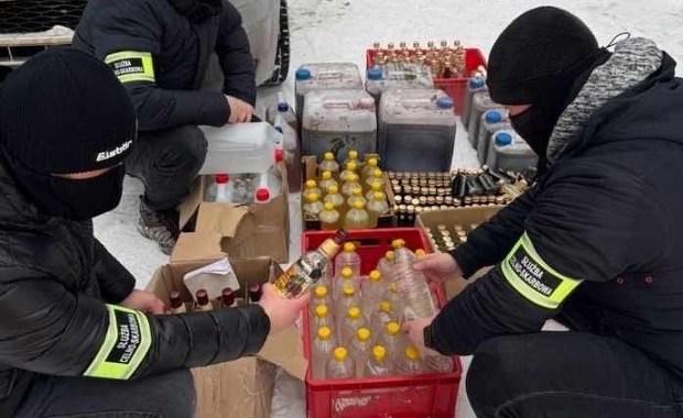 Niepokojące informacje z Zakopanego. Skażony alkohol pod Wielką Krokwią?