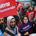 "Nieprawidłowości mogły wpłynąć na wynik referendum w Turcji"