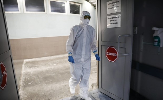"Nierealne". Dyrektorzy szpitali o nowej strategii walki z pandemią 