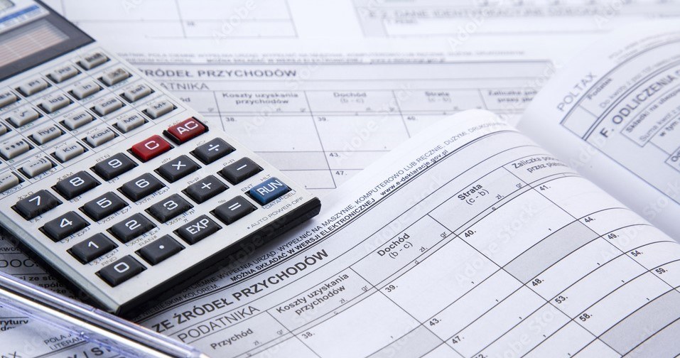 Nierozliczenie PIT-u w określonym terminie może zakończyć się karą finansową /123RF/PICSEL