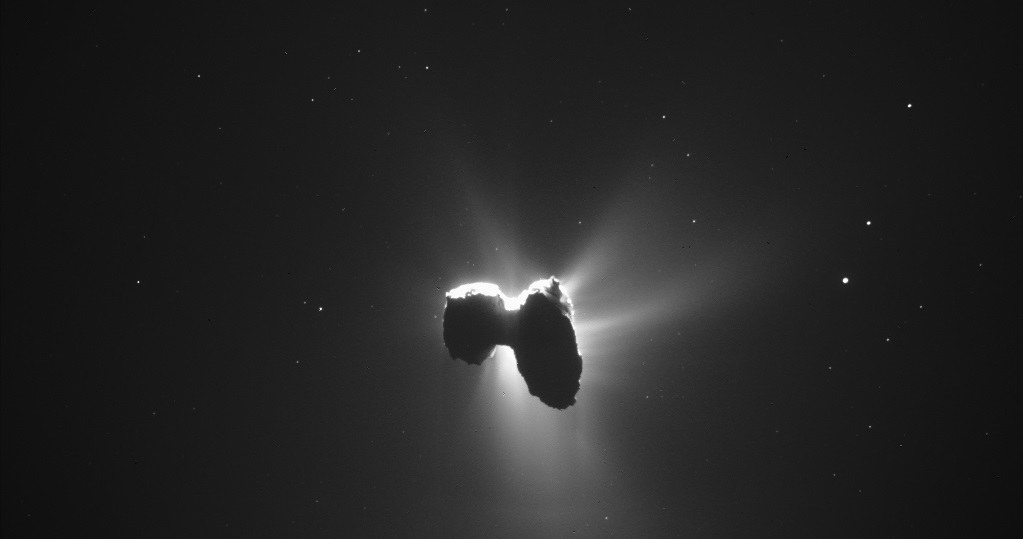 Niesamowite zdjęcie komety 67P /materiały prasowe