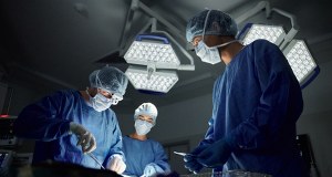 Niesamowity przypadek. Wycięli pacjentowi 16-kilogramowego guza