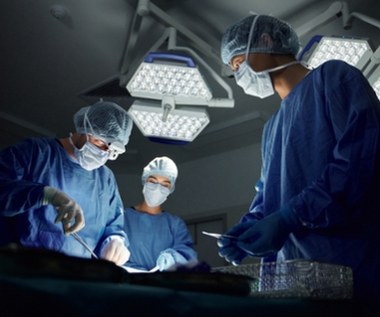 Niesamowity przypadek. Wycięli pacjentowi 16-kilogramowego guza