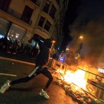 Niespokojna noc w Hiszpanii. W zamieszkach rannych zostało ponad 20 osób