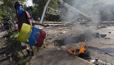 Niespokojne wybory w Wenezueli. W starciach zginęło 10 osób