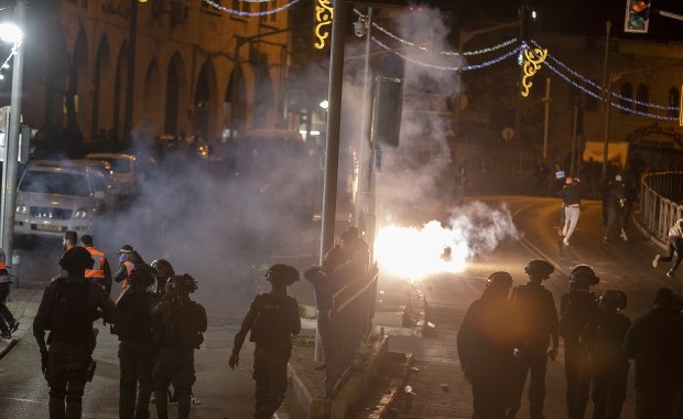 Niespokojnie w Jerozolimie: Palestyńczycy starli się z izraelską policją