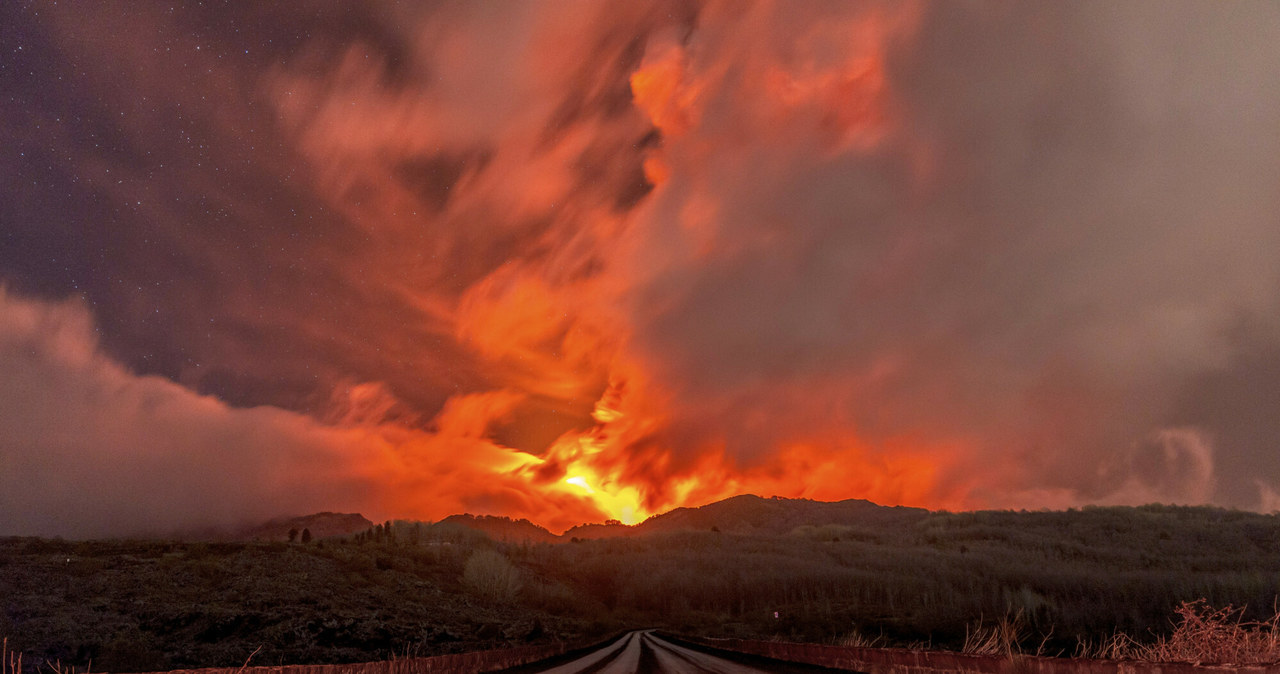 Niespokojny wulkan Etna (zdjęcie ilustracyjne) /Associated Press /East News