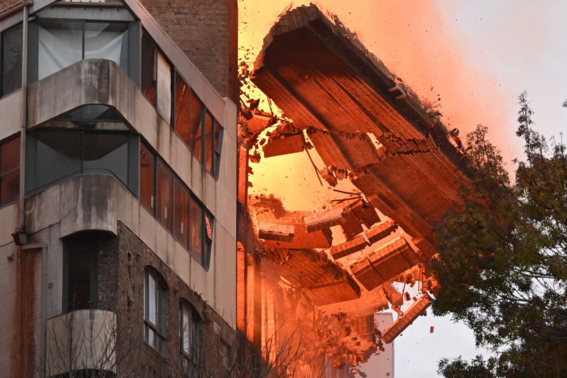 Niespotykane zdjęcia z pożaru w centrum Sydney /DEAN LEWINS /PAP/EPA