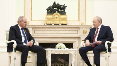 "Niet" dla nektarynki i morelki z Armenii. Rosja wzmacnia presję na Erywań