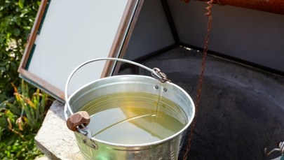 Nietypowa akcja służb na Podkarpaciu. Kobieta uwięziona w wodzie  