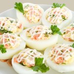 Nietypowy farsz do wielkanocnych jajek. Miłośnicy owoców morza będą zachwyceni