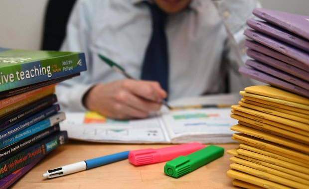 ​Nietypowy protest nauczycieli. Będą stawiać najwyższe stopnie wszystkim uczniom