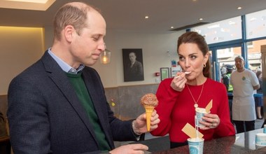 Nietypowy widok. Kate i William w lodziarni