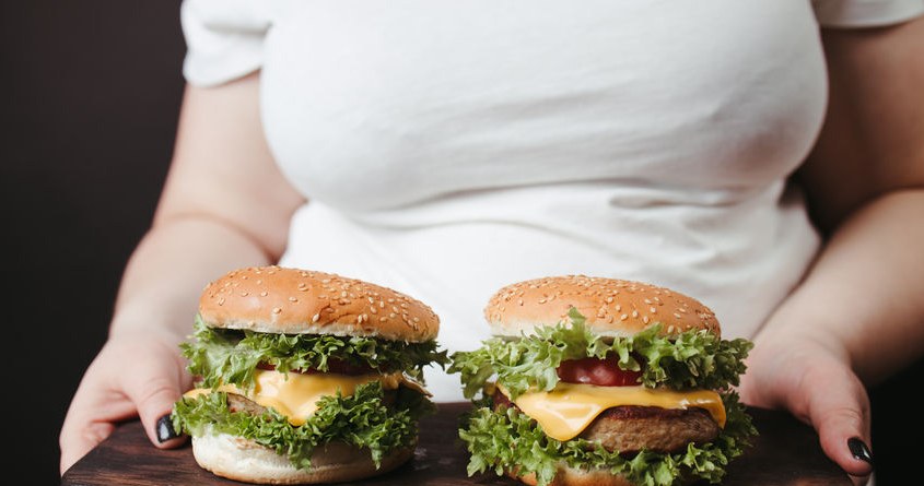 Nieustanny głód bywa objawem zaburzeń metabolicznych i hormonalnych. Warto go obserwować /123RF/PICSEL