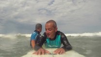 Niewidomy surfer! Jego wyczyny robią furorę!