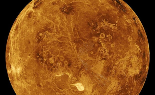 "Niewidzialne" asteroidy zagrożeniem dla Ziemi? "Czają się" w pobliżu Wenus