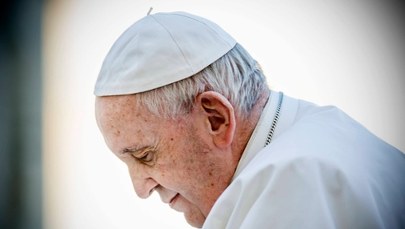 "Niewielka poprawa" stanu Franciszka. Nowe informacje z Watykanu