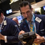 Niewielkie wzrosty na Wall Street, inwestorzy czekają na Fed