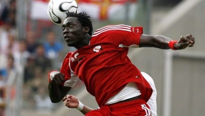 Niewybredny żart piłkarza. Podłożył koledze... świński łeb