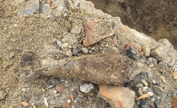 Niewybuch w Mrągowie. Ewakuowany mieszkańców z kilkunastu bloków