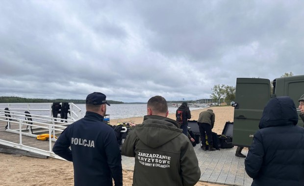 Niewybuchy na dnie Jeziora Charzykowskiego. Akcja służb została wstrzymana do piątku