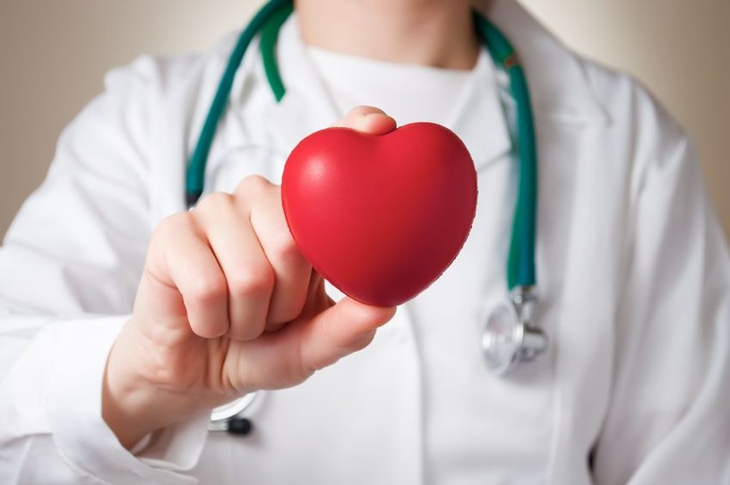 Niewydolność serca to realne zagrożenie życia - prowadzi do niedokrwienia i niewydolności narządów /123RF/PICSEL
