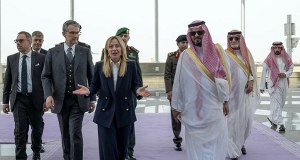 Niezapowiedziana wizyta w Zatoce Perskiej. Pierwsza taka sytuacja od wybuchu wojny