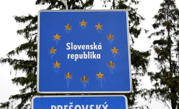 Niezaszczepieni po wjeździe na Słowację trafią na kwarantannę