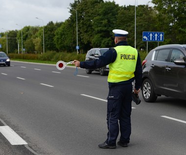Niezatrzymanie się do kontroli drogowej, czyli polskie dziurawe prawo