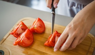 Niezawodne noże już od 29 zł w Netto! Czy warto jeszcze kroić tępym nożem sprzed dekady?