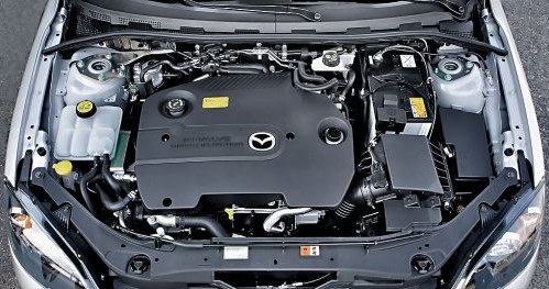 Niezawodność i trwałość dwulitrowego turbodiesla z wtryskiem common rail odstaje trochę od standardów, których oczekuje się od japońskiej marki. /Mazda