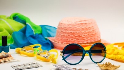 Niezbędnik wakacyjny: leki, dokumenty i inne rzeczy do spakowania