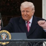 rozmowy pokojowe Niezdecydowany Trump. Wystarczyło 30 minut, by zmienił zdanie ws. Iranu