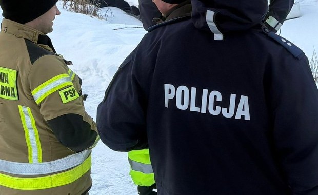 Niezidentyfikowany obiekt wpadł do stawu? Tajemniczy otwór