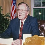Nieznana historia z życia George'a Busha. Ujawniono wzruszające listy