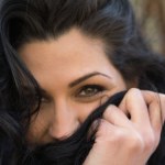 Niezwykła moc czarnej rzepy. Jak domowa wcierka ratuje włosy przed wypadaniem?