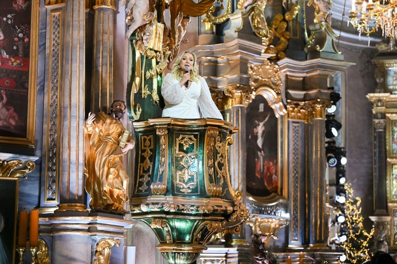 Niezwykła sceneria i gwiazdy. Zapraszamy na Wielkie Kolędowanie z Polsatem