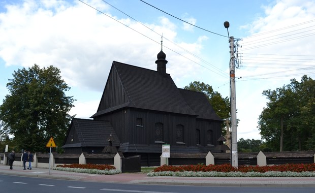 Niezwykłe dzieło z XVIII w. ukryte za ołtarzem sanktuarium w Bieruniu