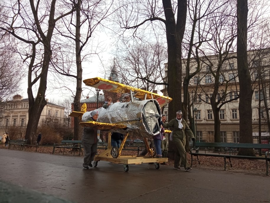 Niezwykłe kreacji na biegu sylwestrowym /Marlena Chudzio /RMF FM