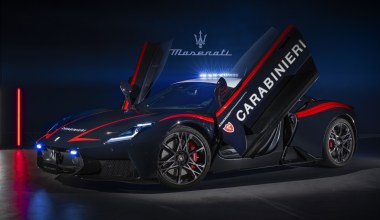 Niezwykłe Maserati dla karabinierów. 630 KM w służbie ratowania życia