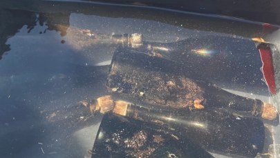 Niezwykłe odkrycie Polaków na dnie Bałtyku. "Carski szampan"