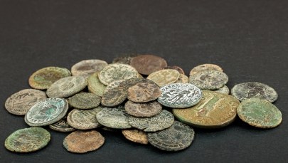 Niezwykłe odkrycie. Skarbonka sprzed 1800 lat pełna rzymskich monet