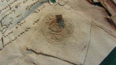 Niezwykłe odkrycie w Gnieźnie. W katedrze znaleziono ponad tysiąc średniowiecznych ksiąg