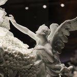 Niezwykłe porcelanowe figurki. Dzieła Kaendlera na Wawelu