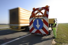 Niezwykłe rozwiązanie na autach obsługi autostrady