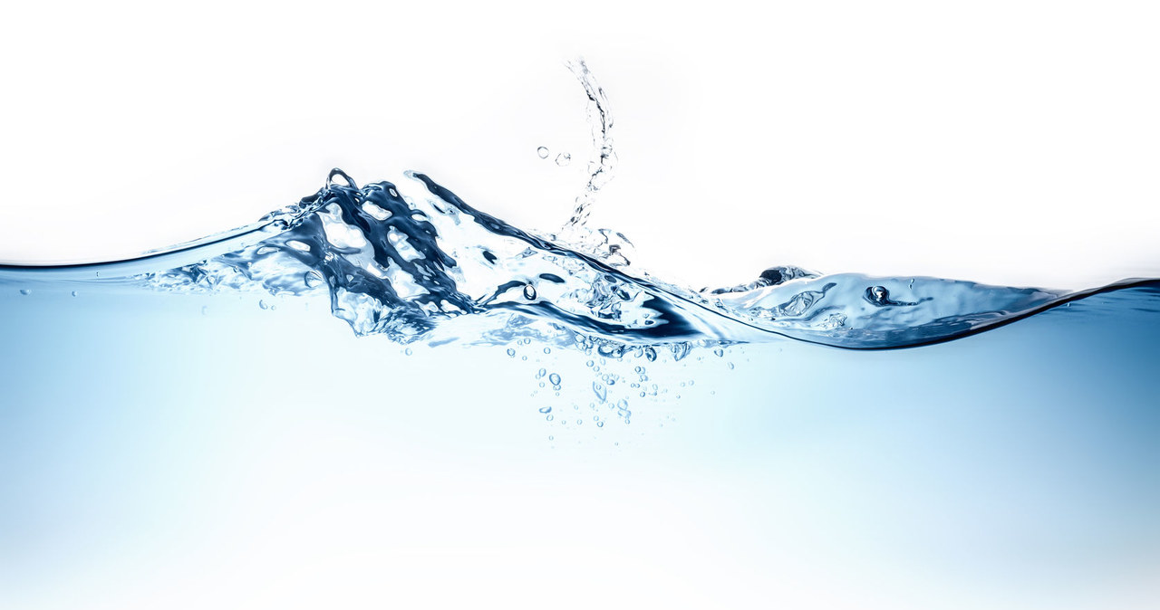 Niezwykłe właściwości wody /123RF/PICSEL