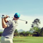 Niezwykły kombinezon wspiera naukę gry w golfa